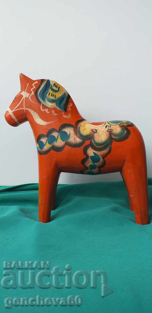 Vintage Large Hand-Painted "Dala" Horse / Souvenir Vintage Large Hand-Painted "Dala" Horse / Souvenir