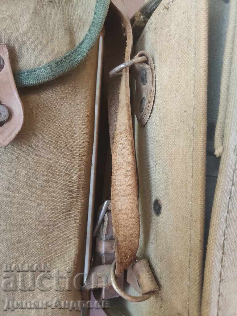 Auction Old medical bag, Red Cross - Complete set! Auction Old medical bag, Red Cross - Complete set!