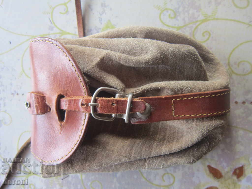 Amazing leather purse bag with price 50.00 BGN | € 25.56 Amazing leather purse bag with price 50.00 BGN | € 25.56