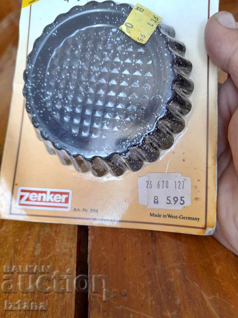 Delivery of Old forms for Zenker Cakes Delivery of Old forms for Zenker Cakes