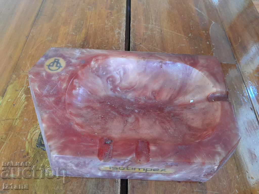 Delivery of Old Isotimpex ashtray