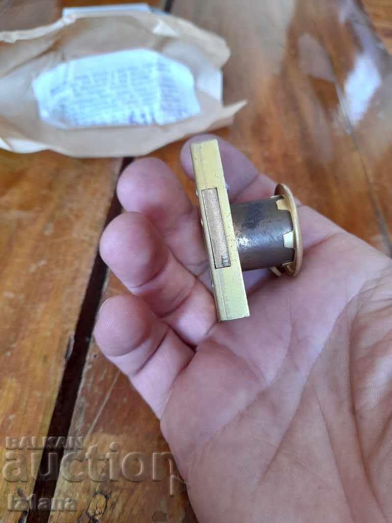 Delivery of Old lock, Elzett lock