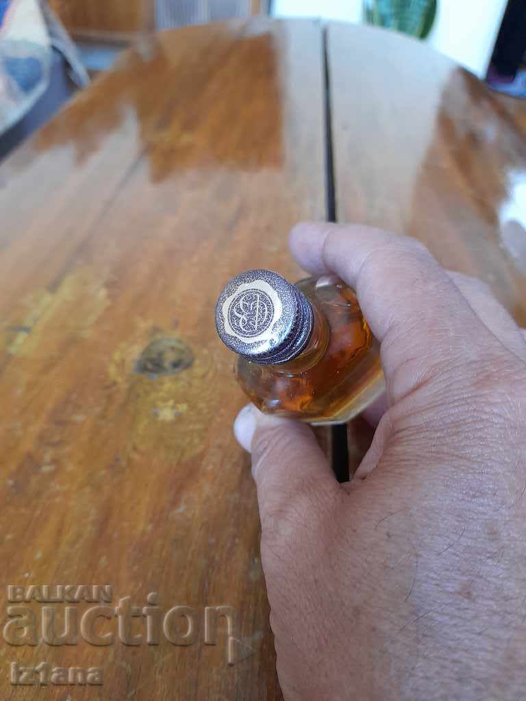 Old bottle of Ballantines Gold Seal - 5