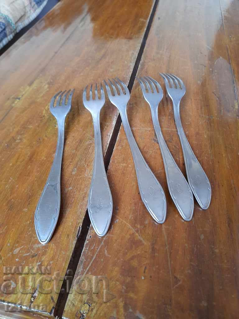 Delivery of Old fork, fork P. Denev