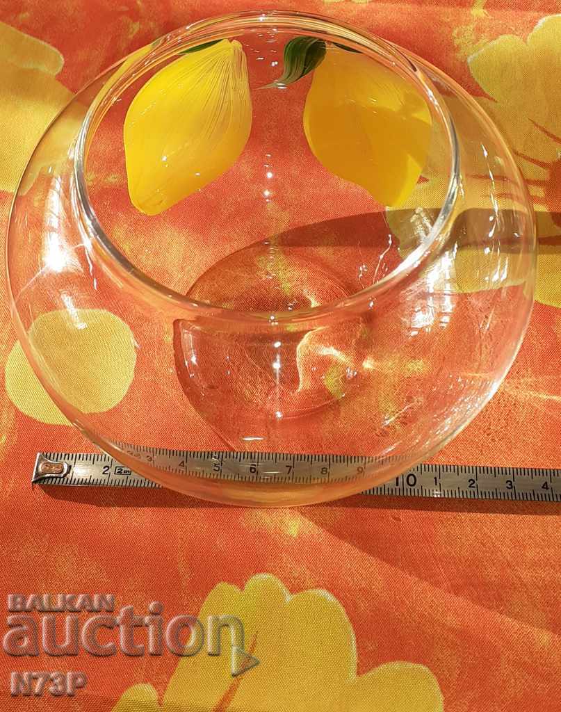 Auction VASE. THIN GLASS. HANDMADE. Auction VASE. THIN GLASS. HANDMADE.