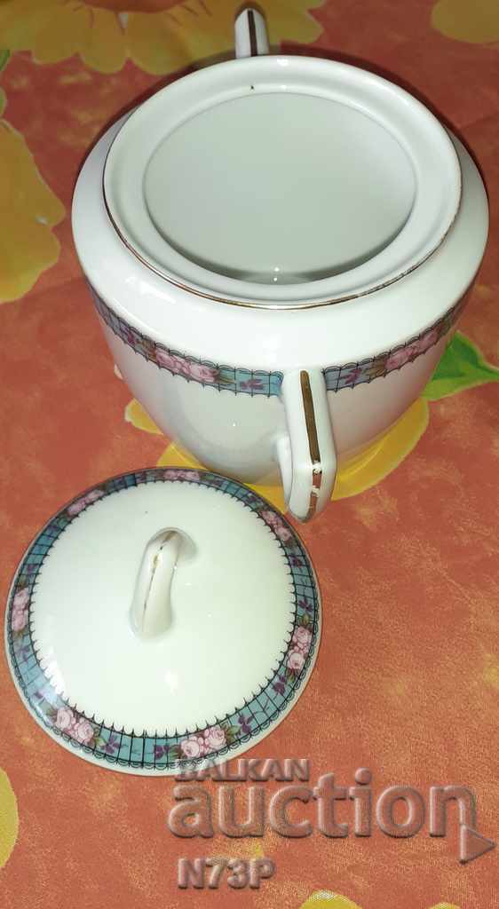 Delivery of OLD SUGAR. QUALITY PORCELAIN.