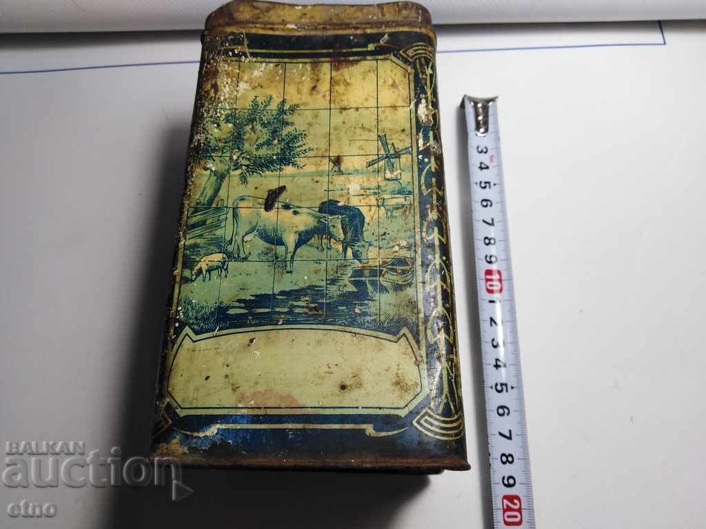 Παλαιό μεταλλικό κουτί ζάχαρης από τους τσαρικούς χρόνους με τιμή 20.00 BGN | € 10.23 Παλαιό μεταλλικό κουτί ζάχαρης από τους τσαρικούς χρόνους με τιμή 20.00 BGN | € 10.23