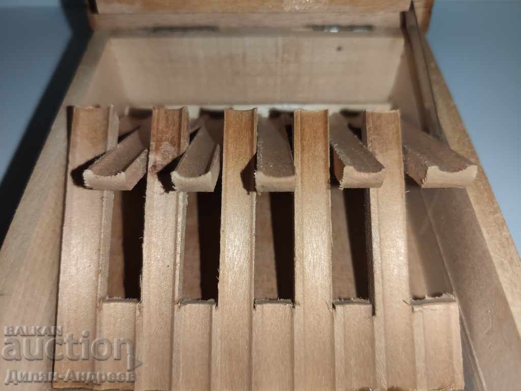 Παλαιό ξύλινο κουτί για τσιγάρα από τον 20ο αιώνα - 5 Παλαιό ξύλινο κουτί για τσιγάρα από τον 20ο αιώνα - 5