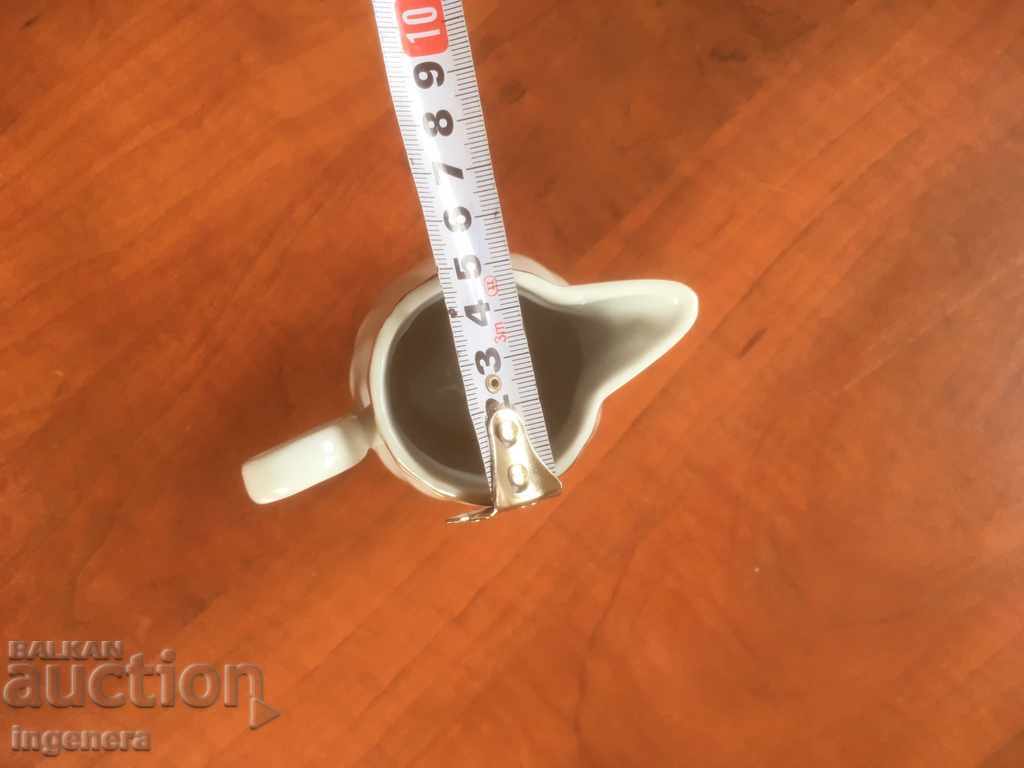 Delivery of PORCELAIN KETTLE JUG BULGARIA