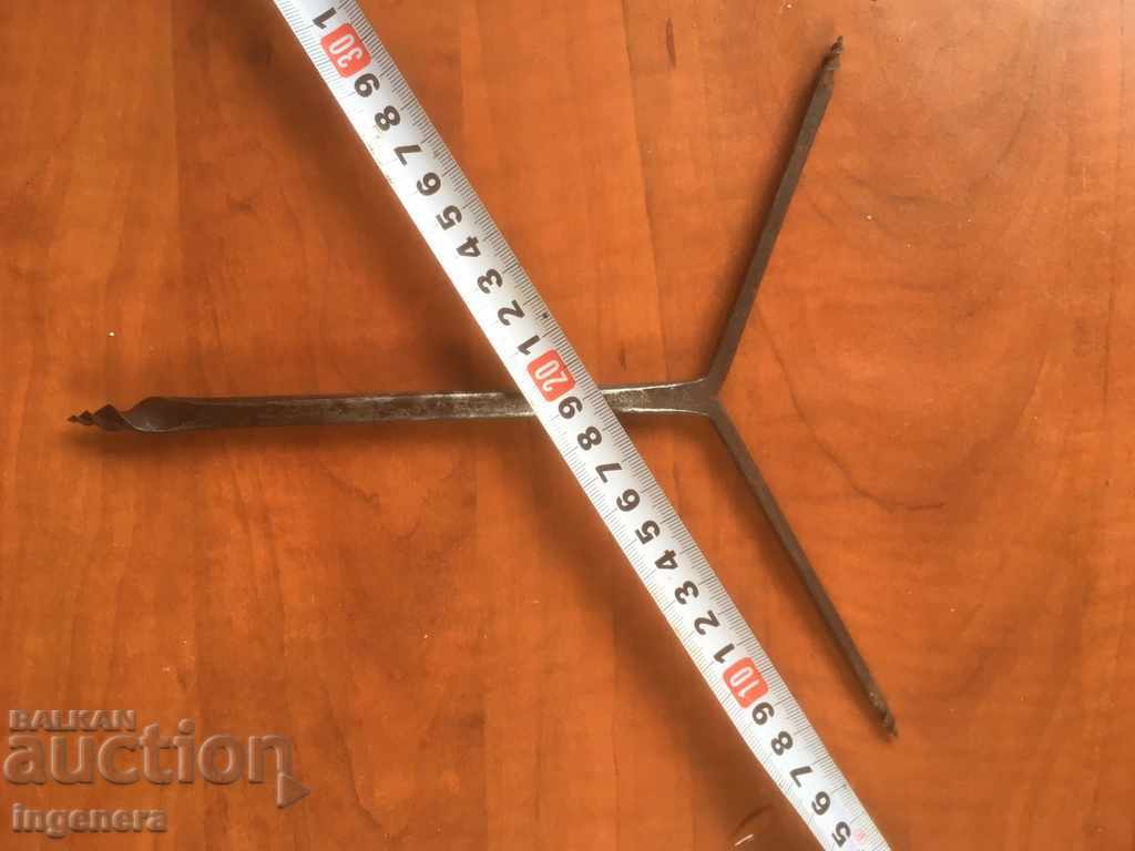 DRILL BURGIA ANCIENT TOOL TROIKA with price 6.00 BGN | € 3.07 DRILL BURGIA ANCIENT TOOL TROIKA with price 6.00 BGN | € 3.07