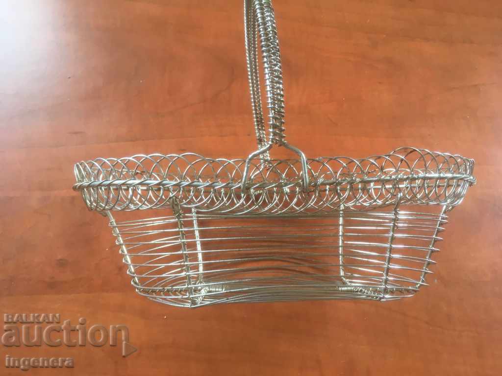 Delivery of BASKET BASKET FOR LASARING METAL WONDERFUL ITEM