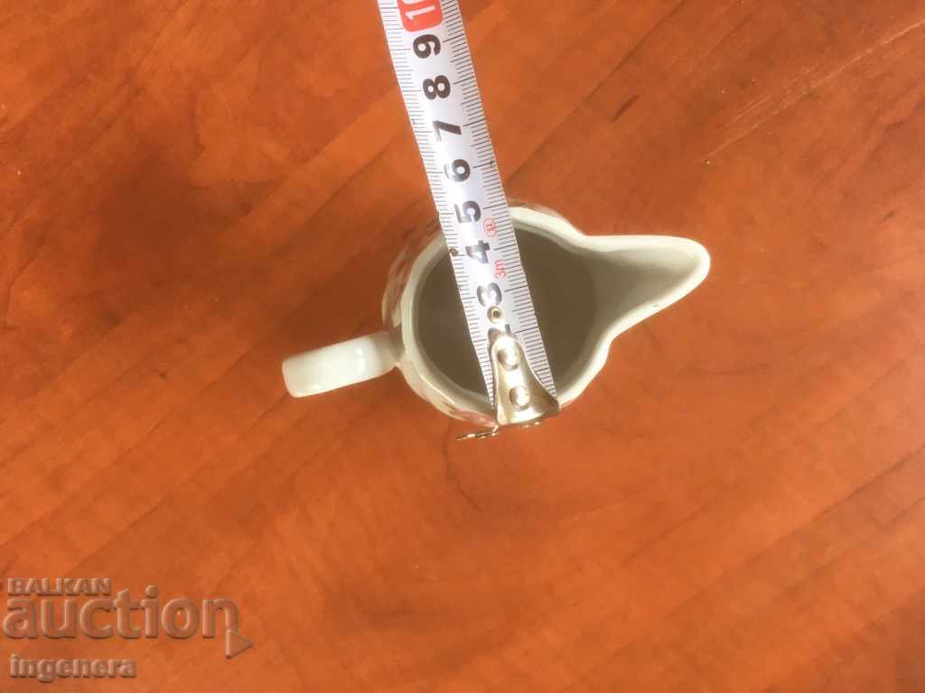 Licitație PORCELAIN JUG KANICKA BULGARIA Licitație PORCELAIN JUG KANICKA BULGARIA