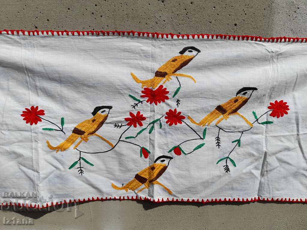 Auction An old embroidered hacker, wall cover Auction An old embroidered hacker, wall cover