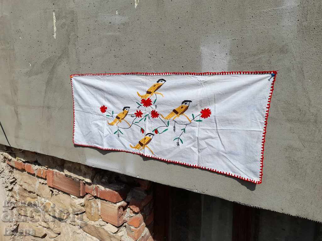 Delivery of An old embroidered hacker, wall cover Delivery of An old embroidered hacker, wall cover