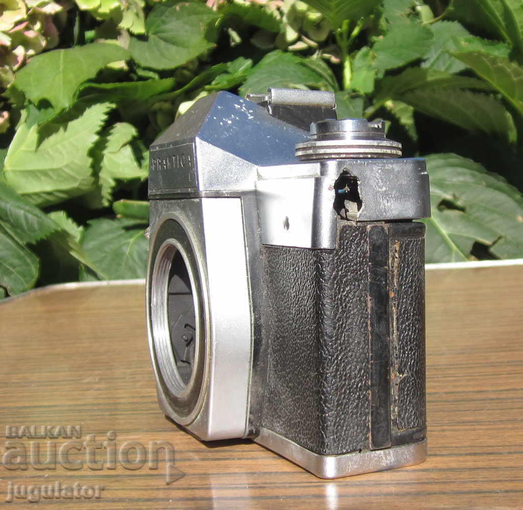 παλιά γερμανική κάμερα PRAKTICA L για ανταλλακτικά ή επισκευή με τιμή 15.00 BGN | € 7.67