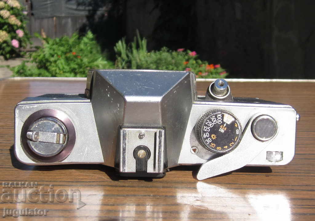 Παράδοση παλιά γερμανική κάμερα PRAKTICA L για ανταλλακτικά ή επισκευή