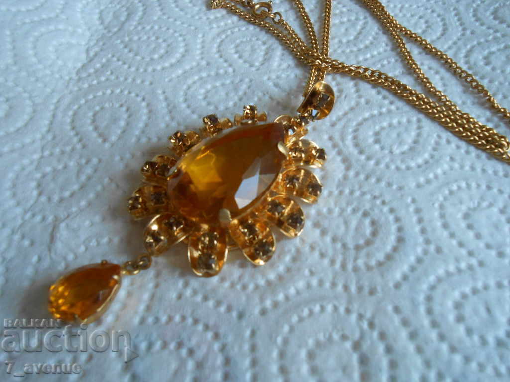 Necklace - interesting, see for yourself VINTAGE 03.09.2021 with price 50.00 BGN | € 25.56 Necklace - interesting, see for yourself VINTAGE 03.09.2021 with price 50.00 BGN | € 25.56