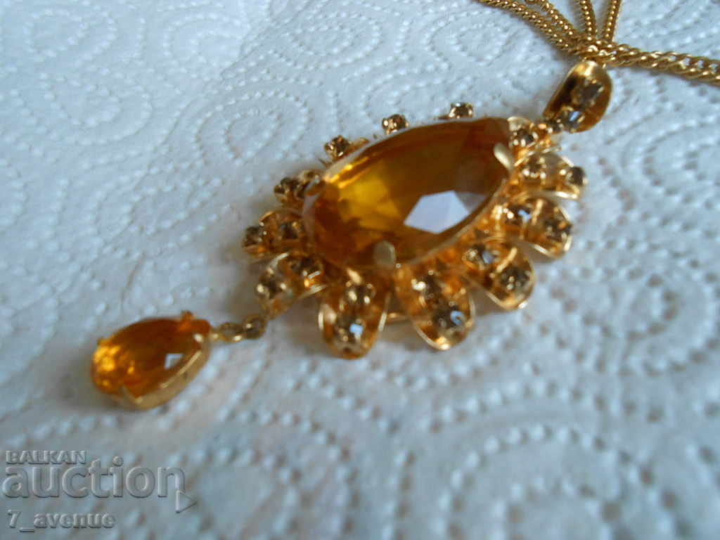 Auction Necklace - interesting, see for yourself VINTAGE 03.09.2021 Auction Necklace - interesting, see for yourself VINTAGE 03.09.2021