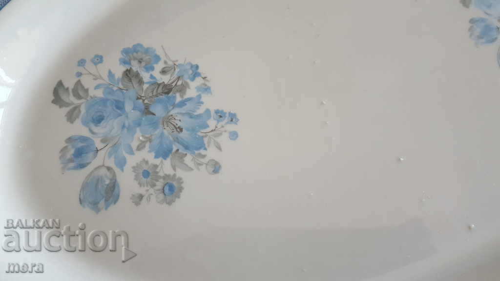 Auction  Porcelain plateau SIP