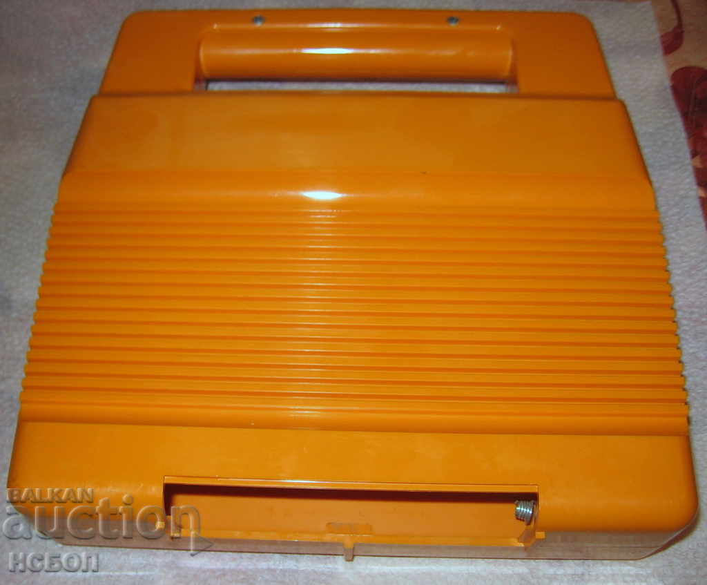 Auction  THE FIRST BULGARIAN CASSETTE RECORDER MONTA