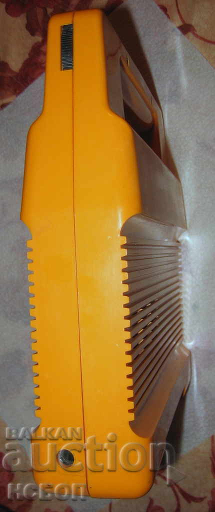 Delivery of THE FIRST BULGARIAN CASSETTE RECORDER MONTA