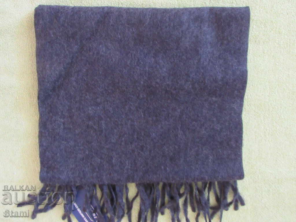 Auction New cashmere dark blue GOBI scarf, Mongolia Auction New cashmere dark blue GOBI scarf, Mongolia
