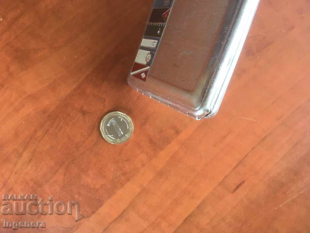 TOBACCO METAL - 6 TOBACCO METAL - 6