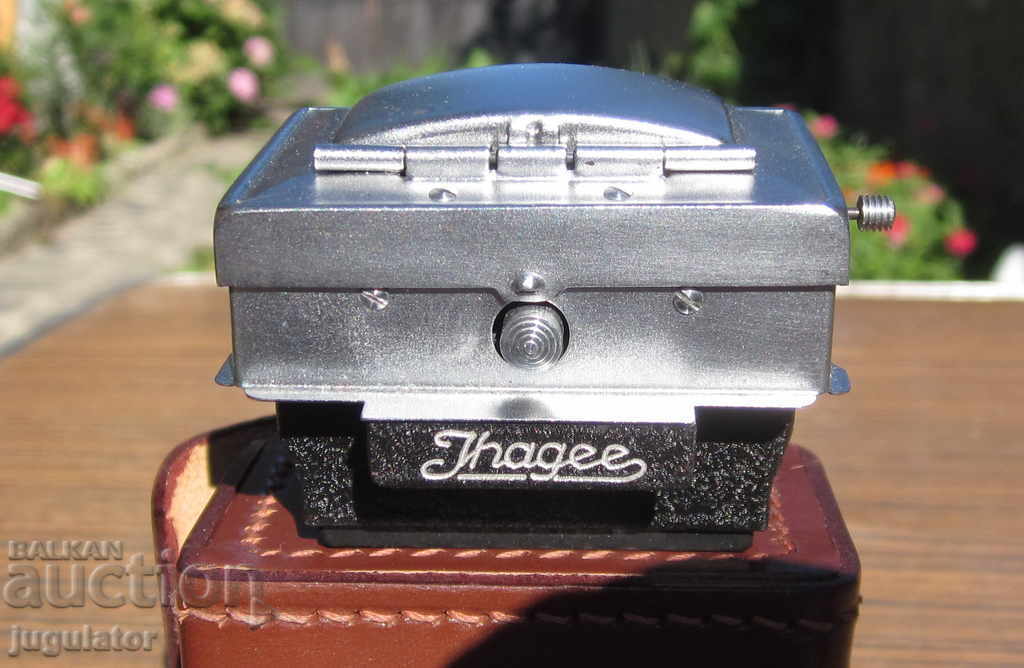 IHAGEE viewfinder for German EXAKTA camera IHAGEE viewfinder for German EXAKTA camera