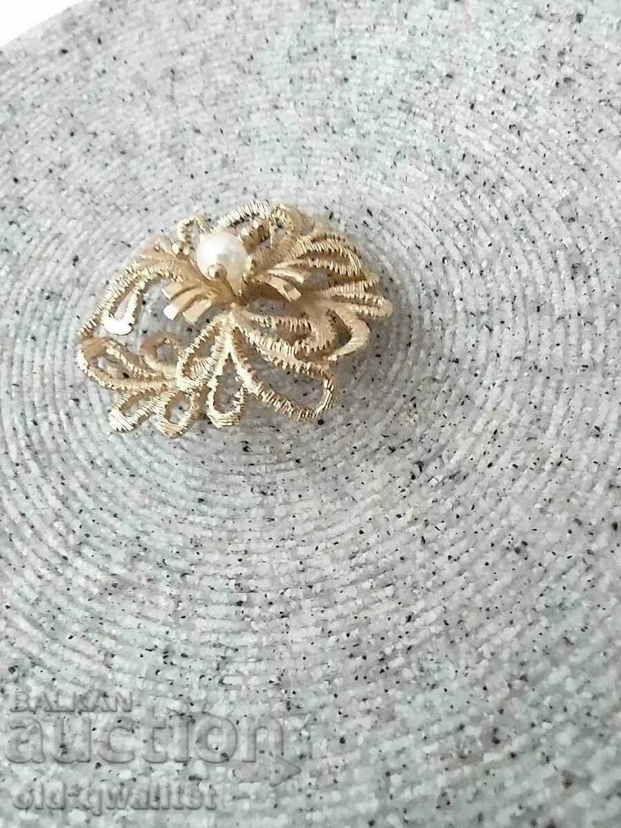 Brooch from the 1970s of M. Vek, gilding, beautiful design - 5 Brooch from the 1970s of M. Vek, gilding, beautiful design - 5