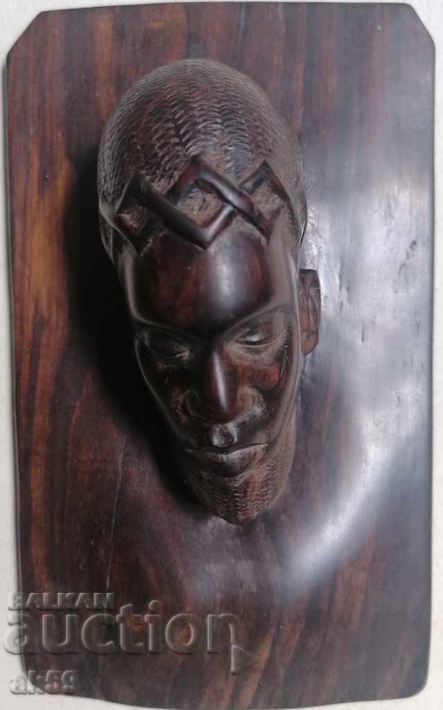 Sculptură în lemn africană - plastic mic de relief.