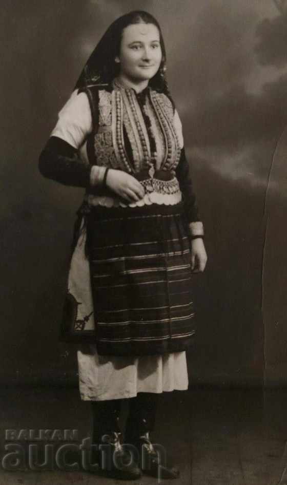 Auction WEARING JEWELERY PENDARI OLD PHOTO PHOTO KINGDOM OF BULGARIA Auction WEARING JEWELERY PENDARI OLD PHOTO PHOTO KINGDOM OF BULGARIA