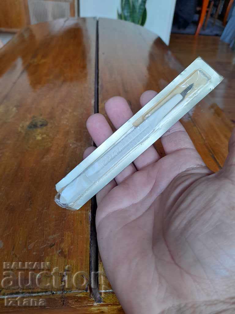 Old Aesculap scalpel with price 15.00 BGN | € 7.67 Old Aesculap scalpel with price 15.00 BGN | € 7.67