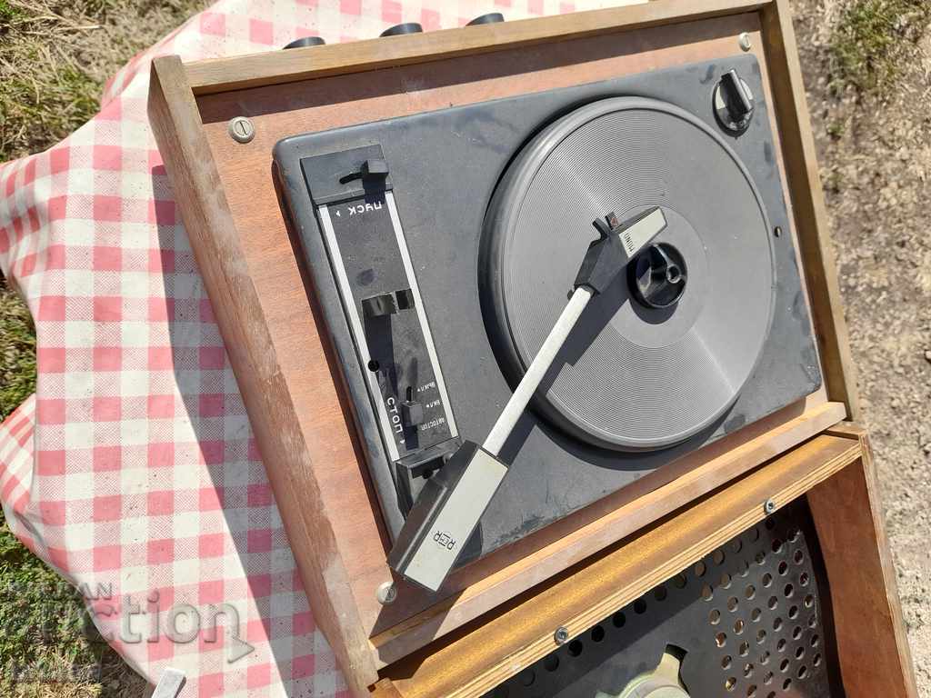 Old turntable Riga Akords - 6 Old turntable Riga Akords - 6