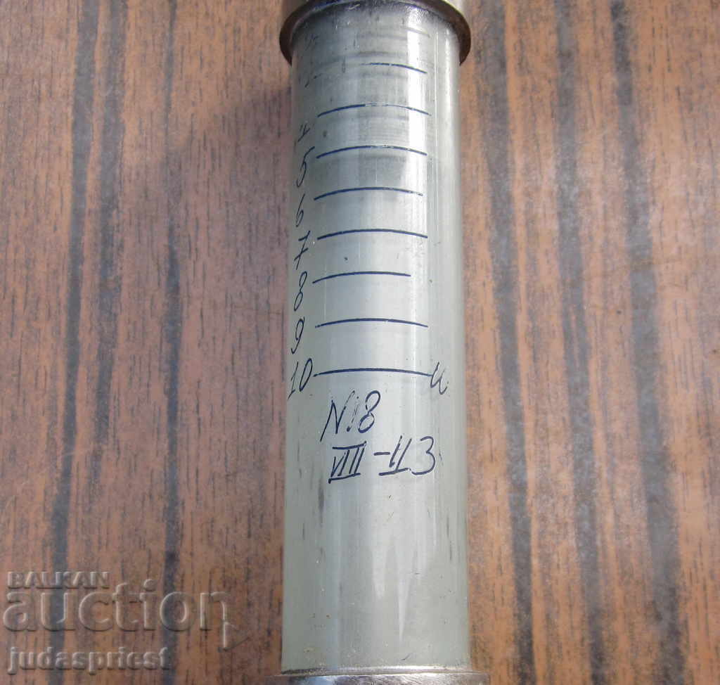 Auction WWII Second World Medical Glass Syringe 1943 Auction WWII Second World Medical Glass Syringe 1943