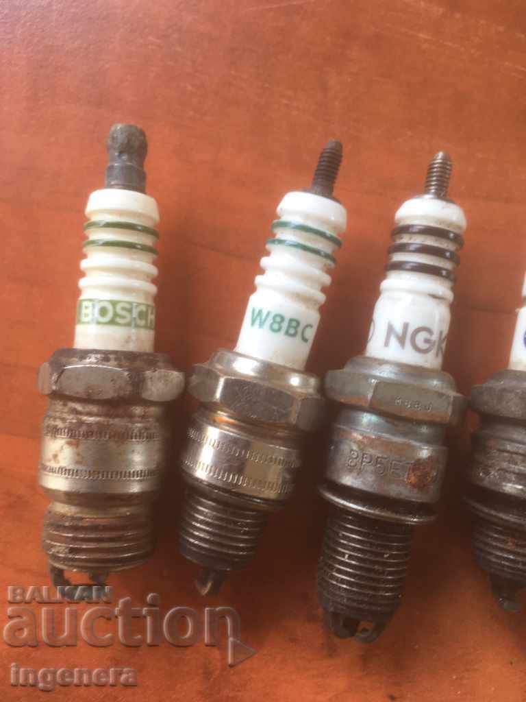 Auction SPARK PLUG AUTOMOBILE -6 PCS DIFFERENT Auction SPARK PLUG AUTOMOBILE -6 PCS DIFFERENT