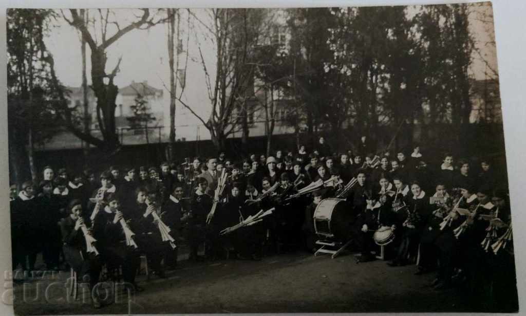 1930 ORCHESTRA PENSION ORPHANS SOFIA EVDOKIA NADEZDA PHOTO