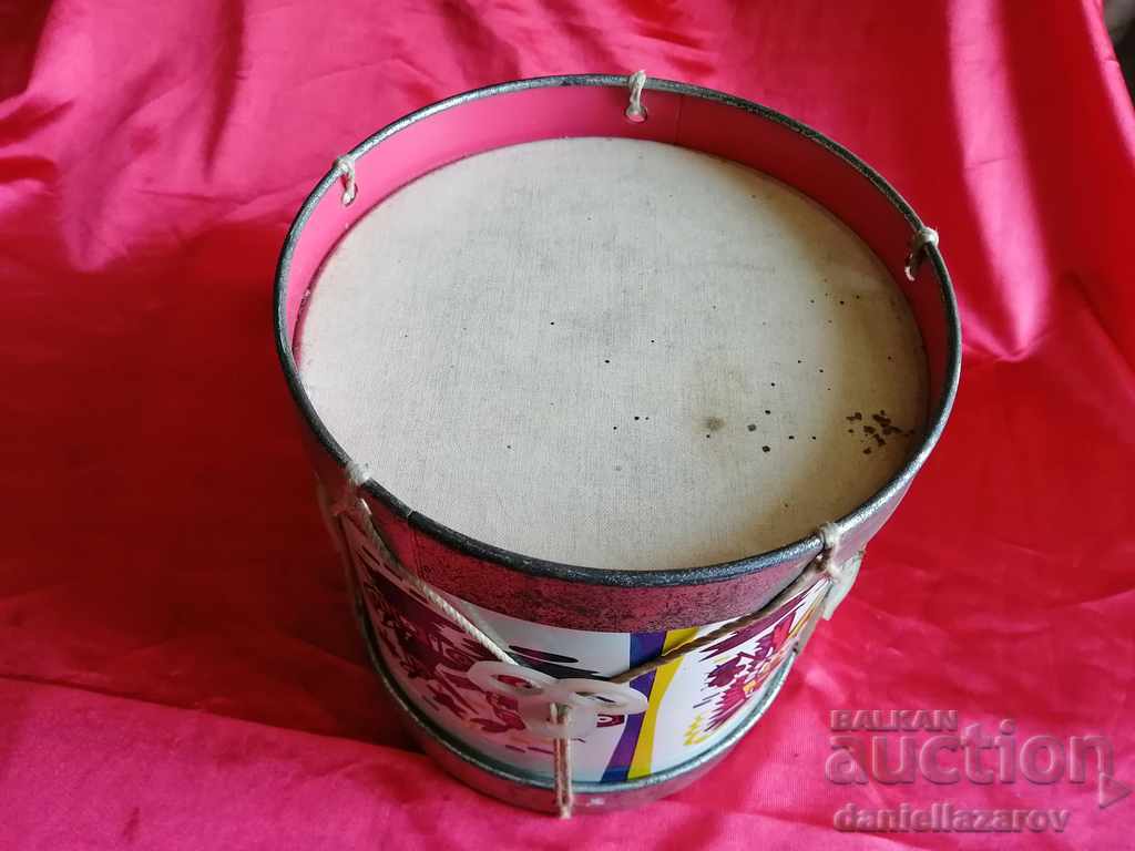 Delivery of Old Social Toy Children's DRUM 70s Delivery of Old Social Toy Children's DRUM 70s