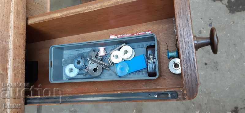 Стара шевна машина knoch "textima" - 6 Стара шевна машина knoch "textima" - 6