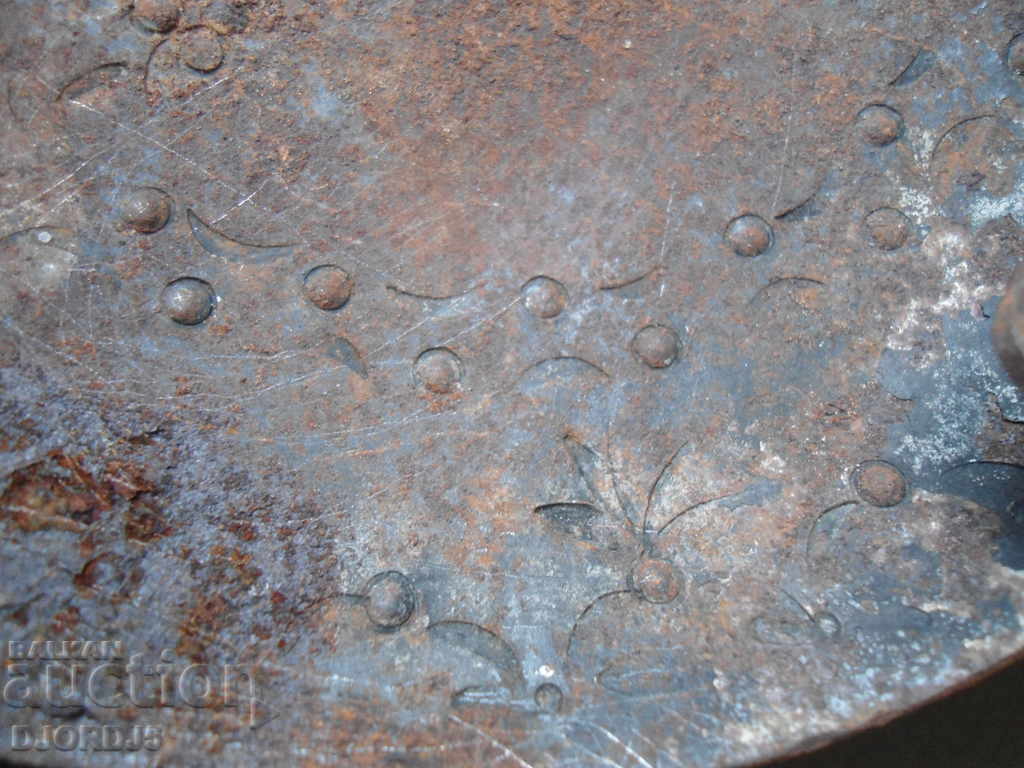 Old forged metal ashtray - 5 Old forged metal ashtray - 5