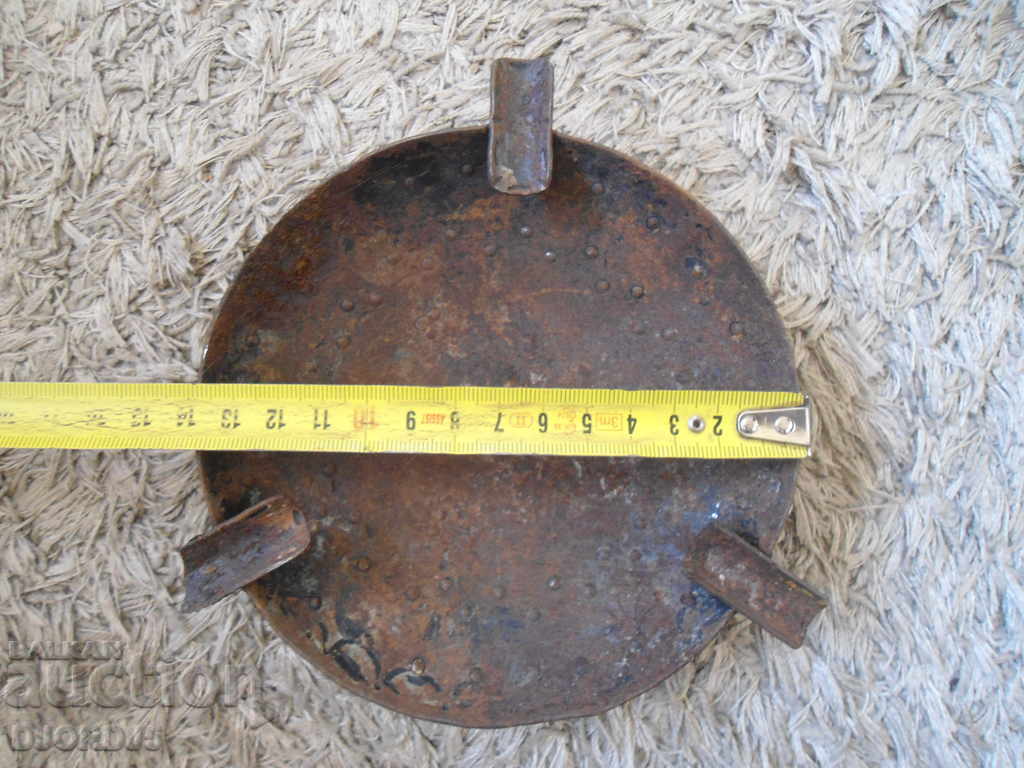 Old forged metal ashtray - 7 Old forged metal ashtray - 7