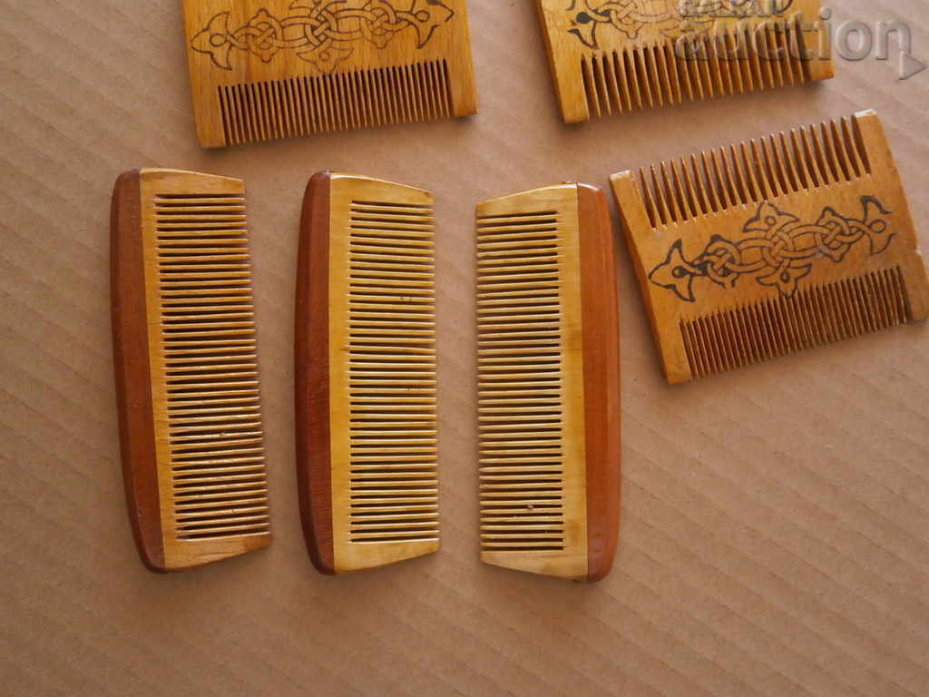 Auction  antique wooden comb lot combs