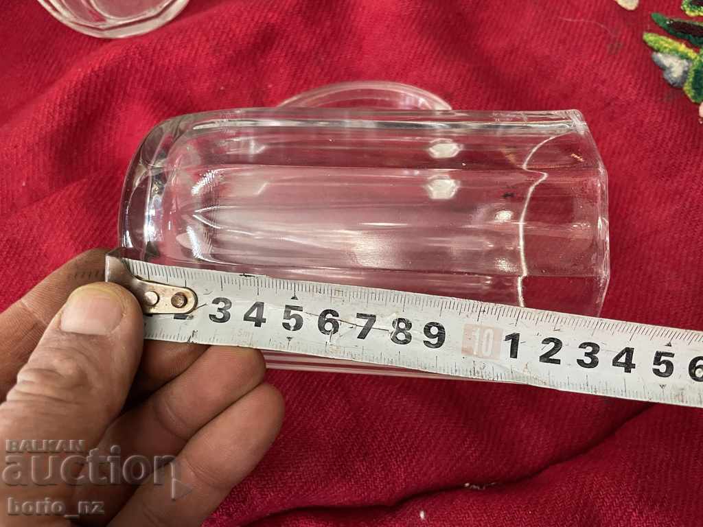 Delivery of 10652. SERVICE BEER MASSES SOLID GLASS