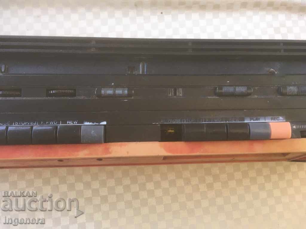 ΔΥΟ ΚΑΡΕΚΛΕΣ ΚΑΣΕΤΑΣ ΔΕΝ ΛΕΙΤΟΥΡΓΕΙ ΓΙΑ ΕΣΩΤΕΡΙΚΑ OR ΕΞΑΡΤΗΜΑΤΑ - 7 ΔΥΟ ΚΑΡΕΚΛΕΣ ΚΑΣΕΤΑΣ ΔΕΝ ΛΕΙΤΟΥΡΓΕΙ ΓΙΑ ΕΣΩΤΕΡΙΚΑ OR ΕΞΑΡΤΗΜΑΤΑ - 7