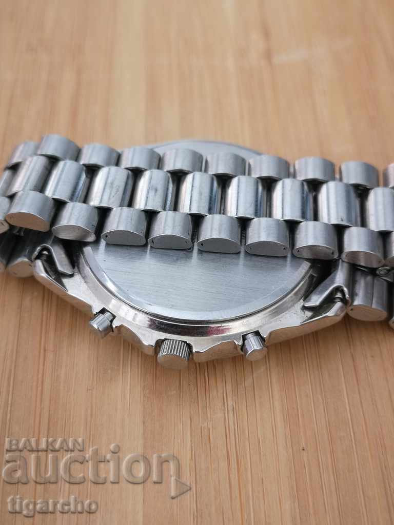 Auction Citizen quartz chronograph watch Auction Citizen quartz chronograph watch