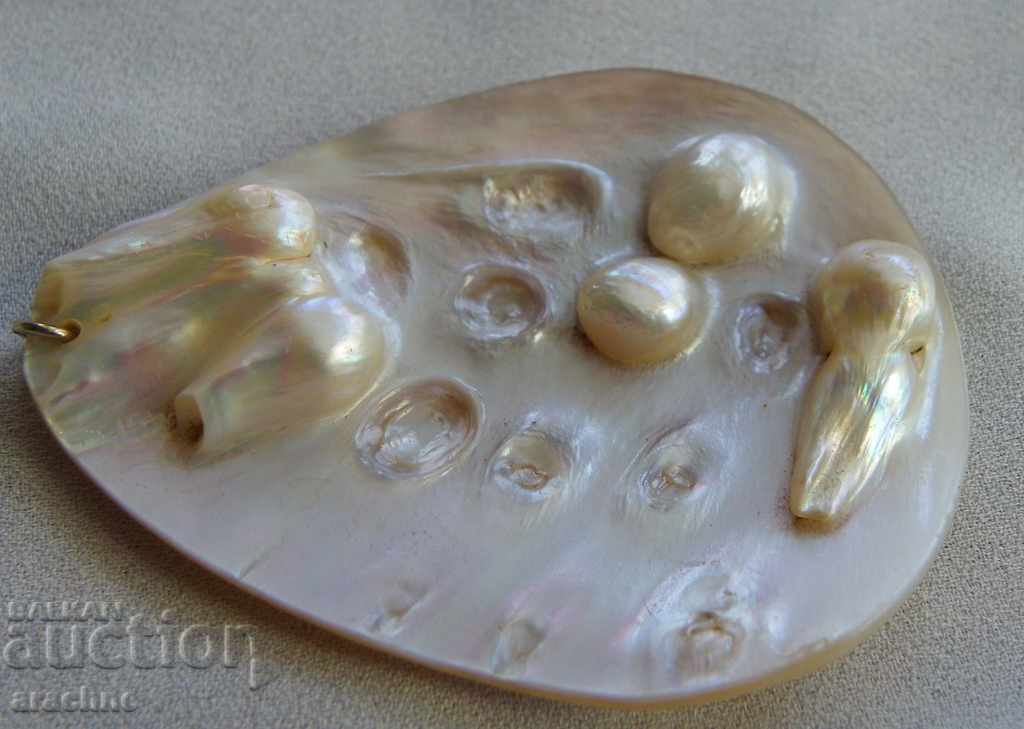 Auction Birthday Pearl Locket Auction Birthday Pearl Locket