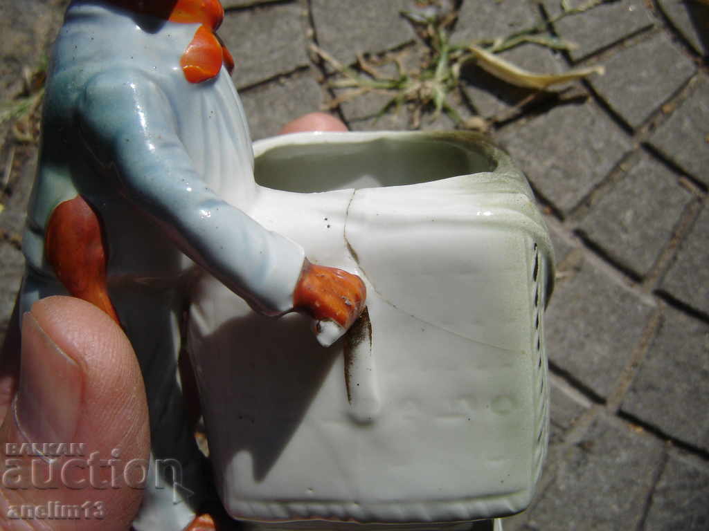 STAR PORCELAIN DOG - 6 STAR PORCELAIN DOG - 6