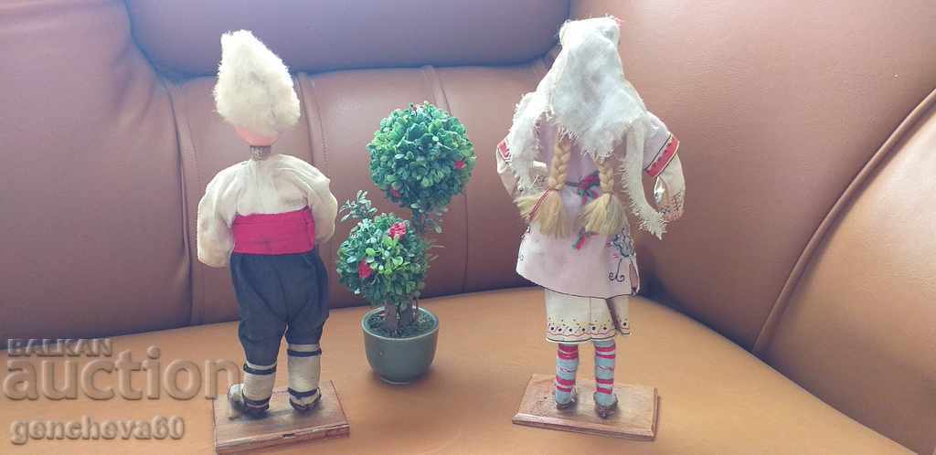 TWO Bulgarian dolls in traditional costume SP Burgas - 7 TWO Bulgarian dolls in traditional costume SP Burgas - 7
