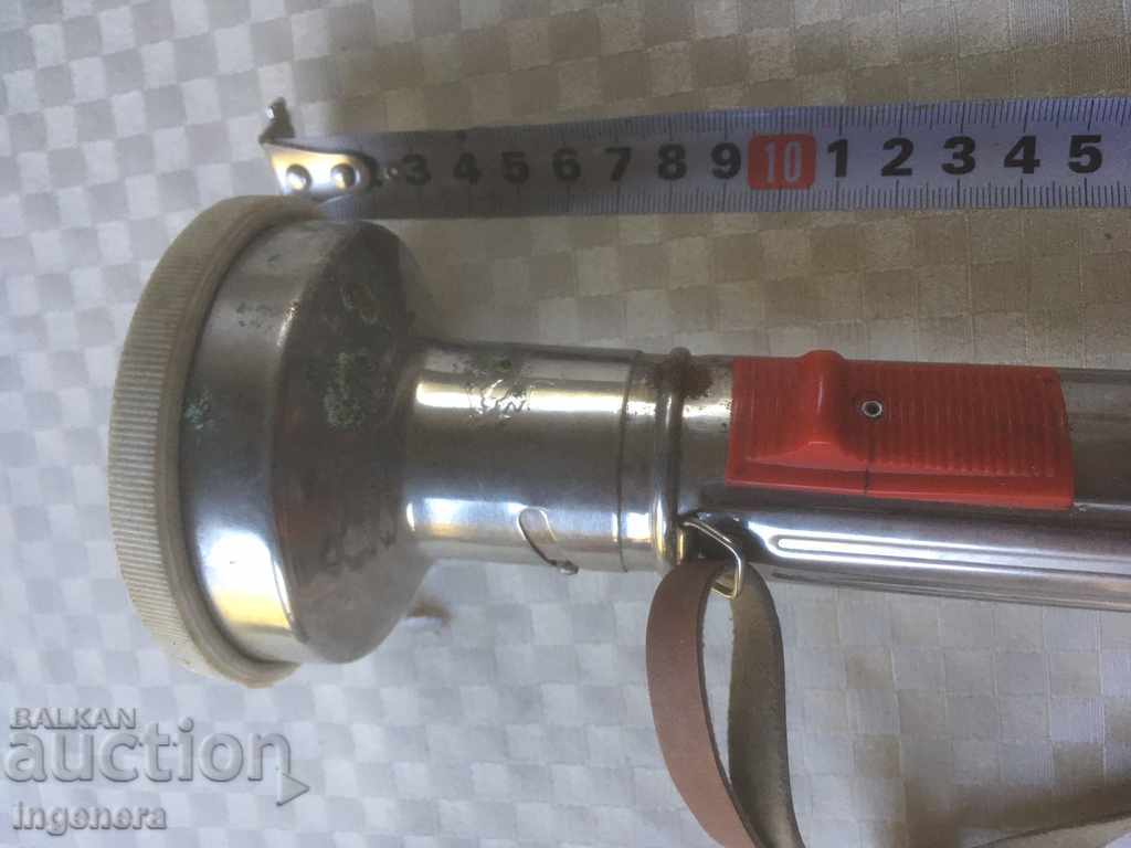 Delivery of FLASHLIGHT SPOTLIGHT HUGE METAL Delivery of FLASHLIGHT SPOTLIGHT HUGE METAL