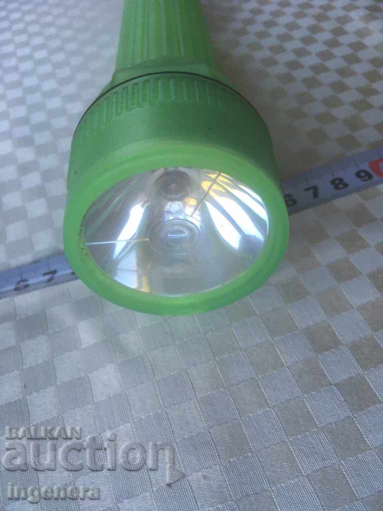 Auction FLASHLIGHT PLASTIC FLASHLIGHT Auction FLASHLIGHT PLASTIC FLASHLIGHT