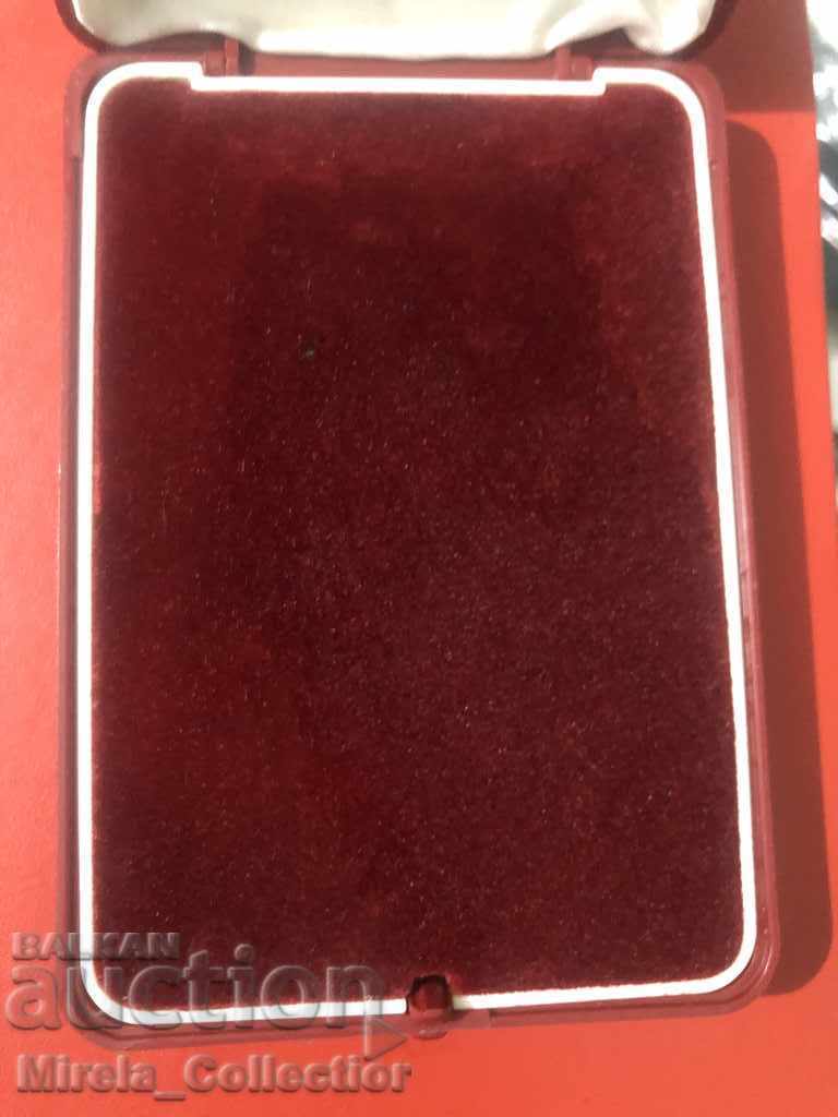 Delivery of Box for medal medal with coat of arms of the People's Republic of Bulgaria